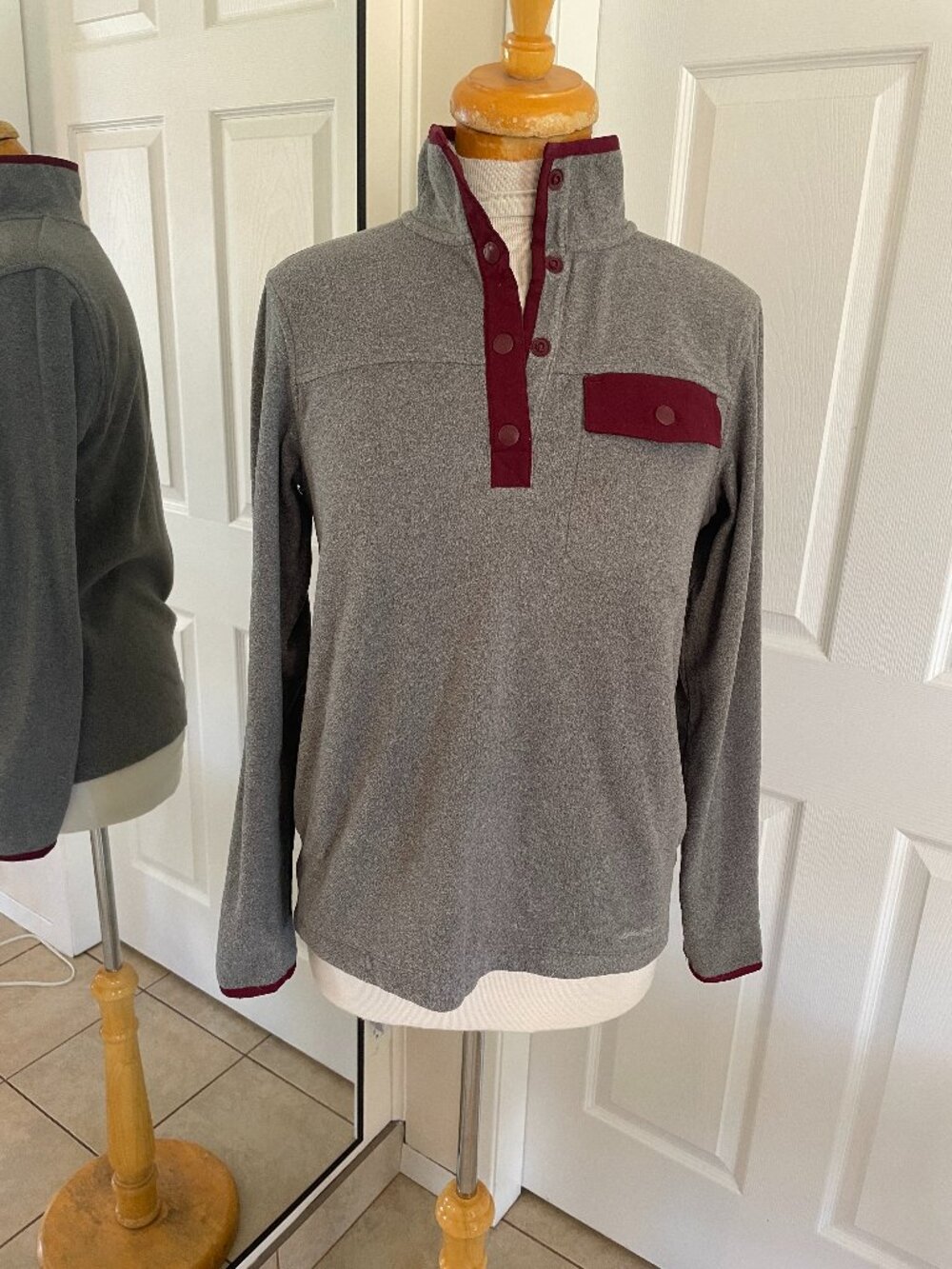 Eddie Bauer Snap Neck Fleece Pullover Size Small